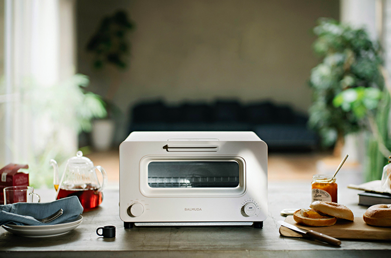 最高の香りと食感でパンを焼き上げる
感動のトースター