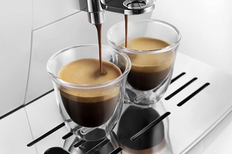 ご自宅で手軽にカフェで一杯を楽しめる
全自動コーヒーマシン