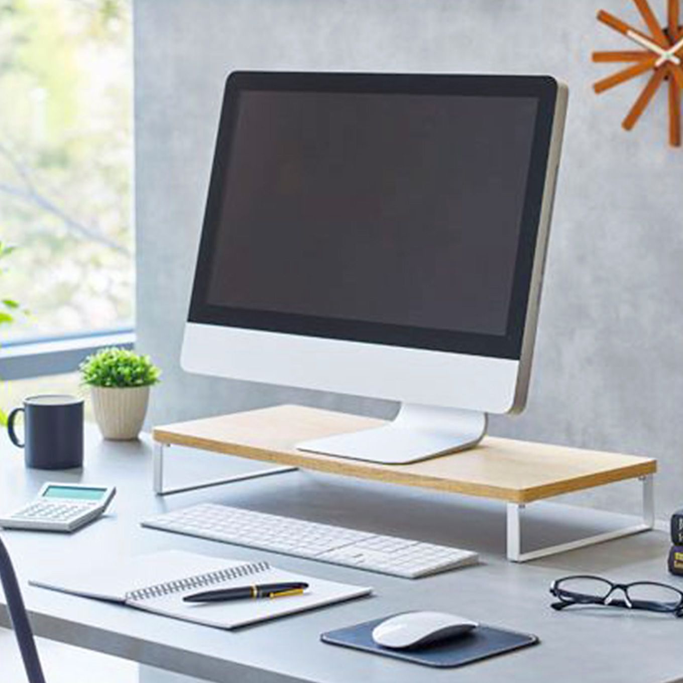 グリーン住宅ポイント机上台 キーボードサイズ ロータイプイメージ