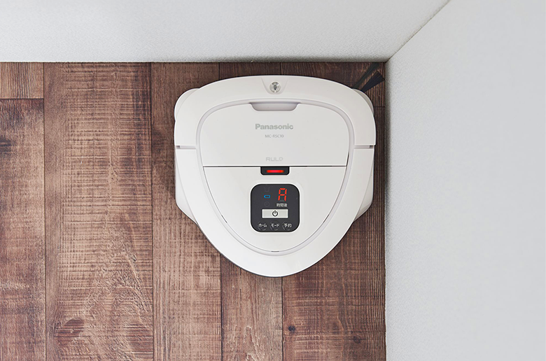 小さいボディで小回りが利くから
狭い場所もしっかりお掃除