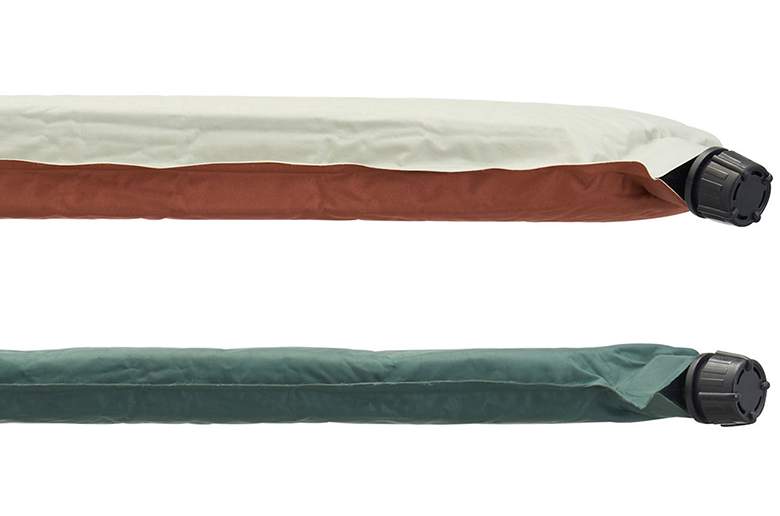 超厚55mmで寝心地抜群!
自動で膨らむリバーシブルマット