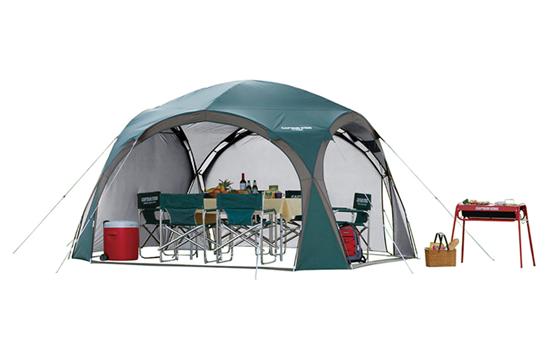 サイドからの日差しをカット
キャンプスペースでのプライバシーの保護にも