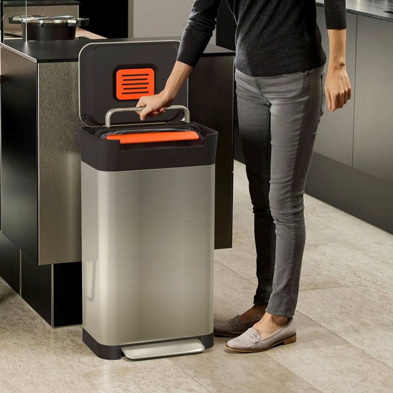 グリーン住宅ポイントクラッシュボックス(圧縮ゴミ箱)30Lイメージ