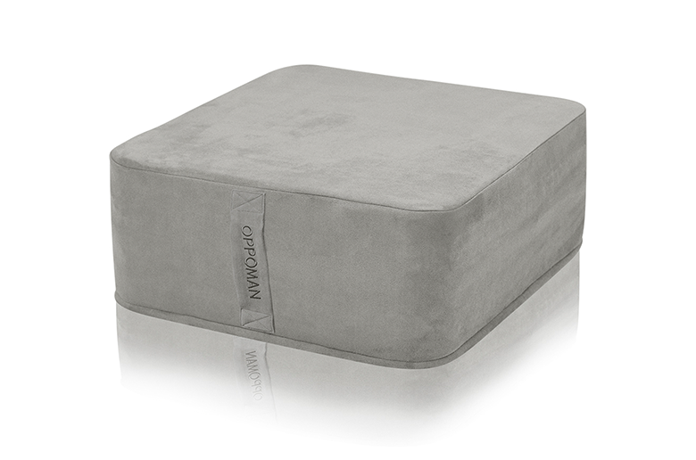 話題商品!
エクササイズから生活のインテリアとして
機能性を持ったクッション