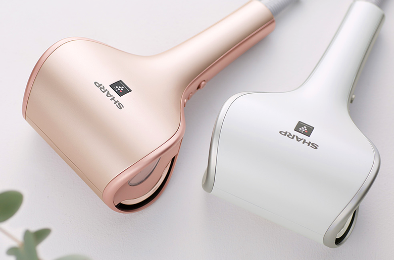 ノズルが短いドライヤー
使いやすさも速乾力もさらに進化