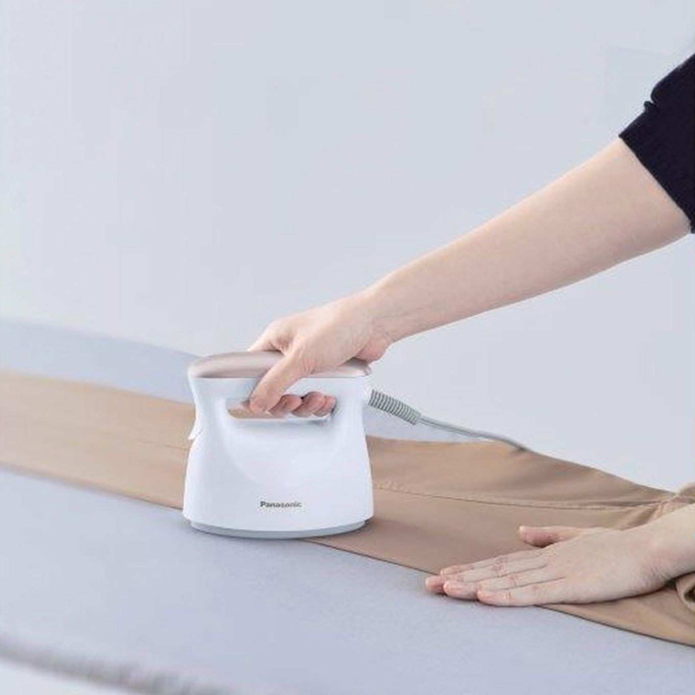 グリーン住宅ポイント衣類スチーマー(ハンガーショット機能付き)イメージ