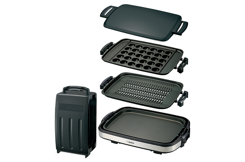 遠赤穴あき焼肉プレート、遠赤平面プレート
遠赤大たこ焼きプレートの3枚プレート