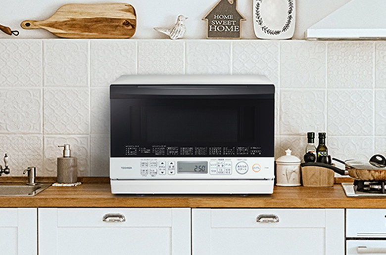 「ワイド&フラット庫内」だから
ラクラク出し入れ