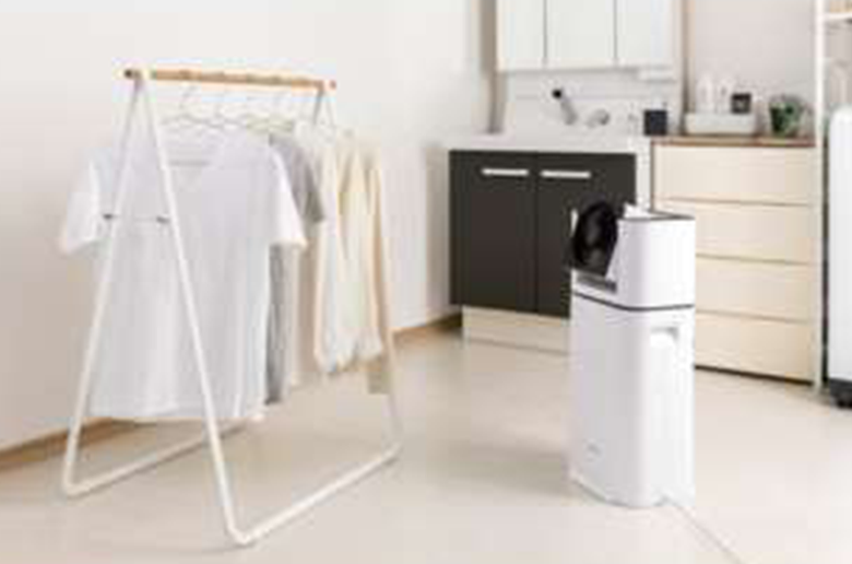 サーキュレーターのパワフル送風と
デシカント式の協力除湿で
スピード乾燥