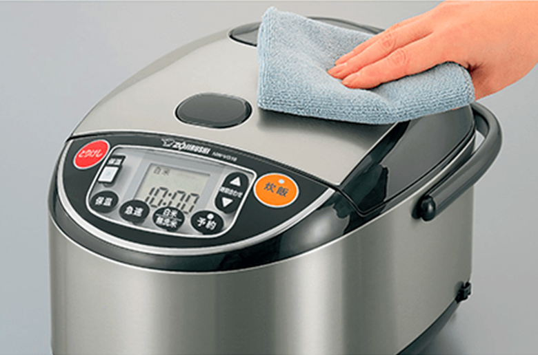 強火で炊き続け
うまみを引き出す