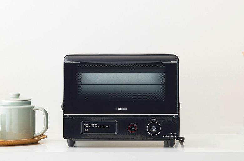 できたてのような食感にこだわった
鮮度がめざめるトースター