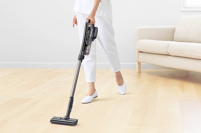 軽量1.4kgボディ
強力吸引