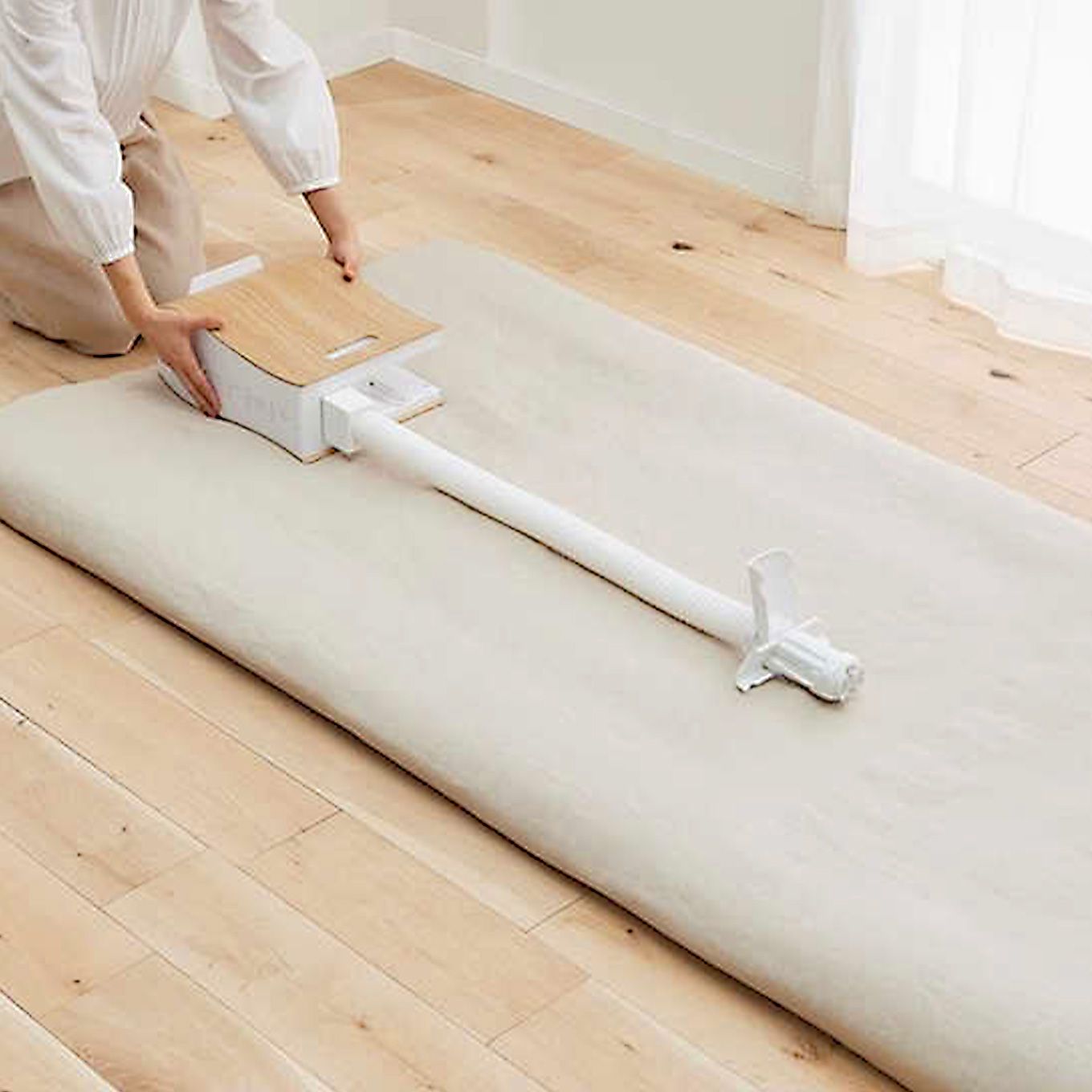 グリーン住宅ポイントふとん乾燥機 カラリエ FK-D1(マット無タイプ/ダニ対策モード搭載)イメージ