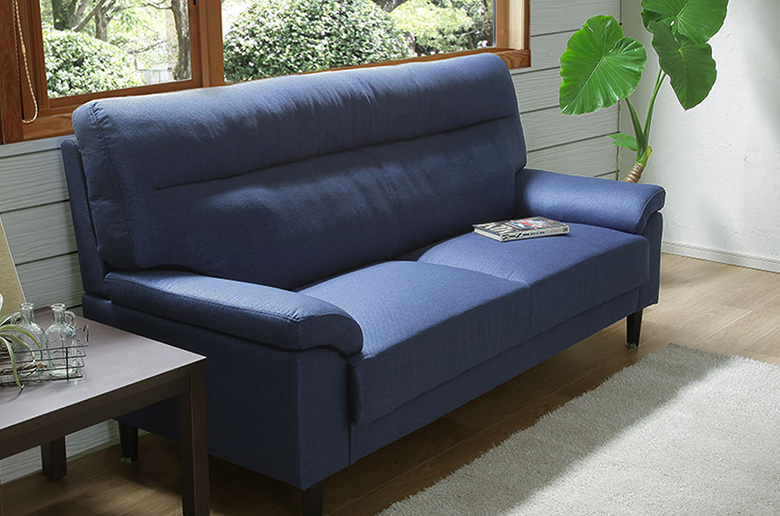 お部屋に馴染みやすいオーソドックスなデザインで
包み込むような座り心地