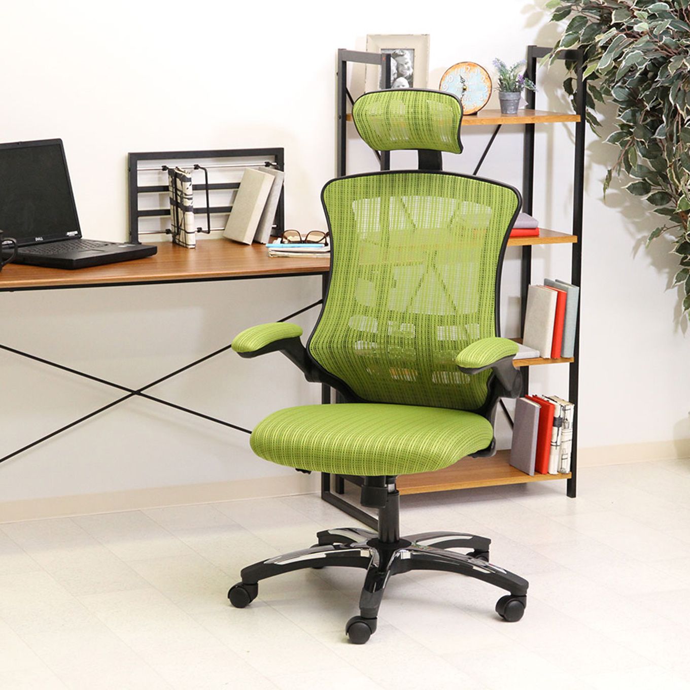 グリーン住宅ポイントヘッド付き オフィスチェアイメージ