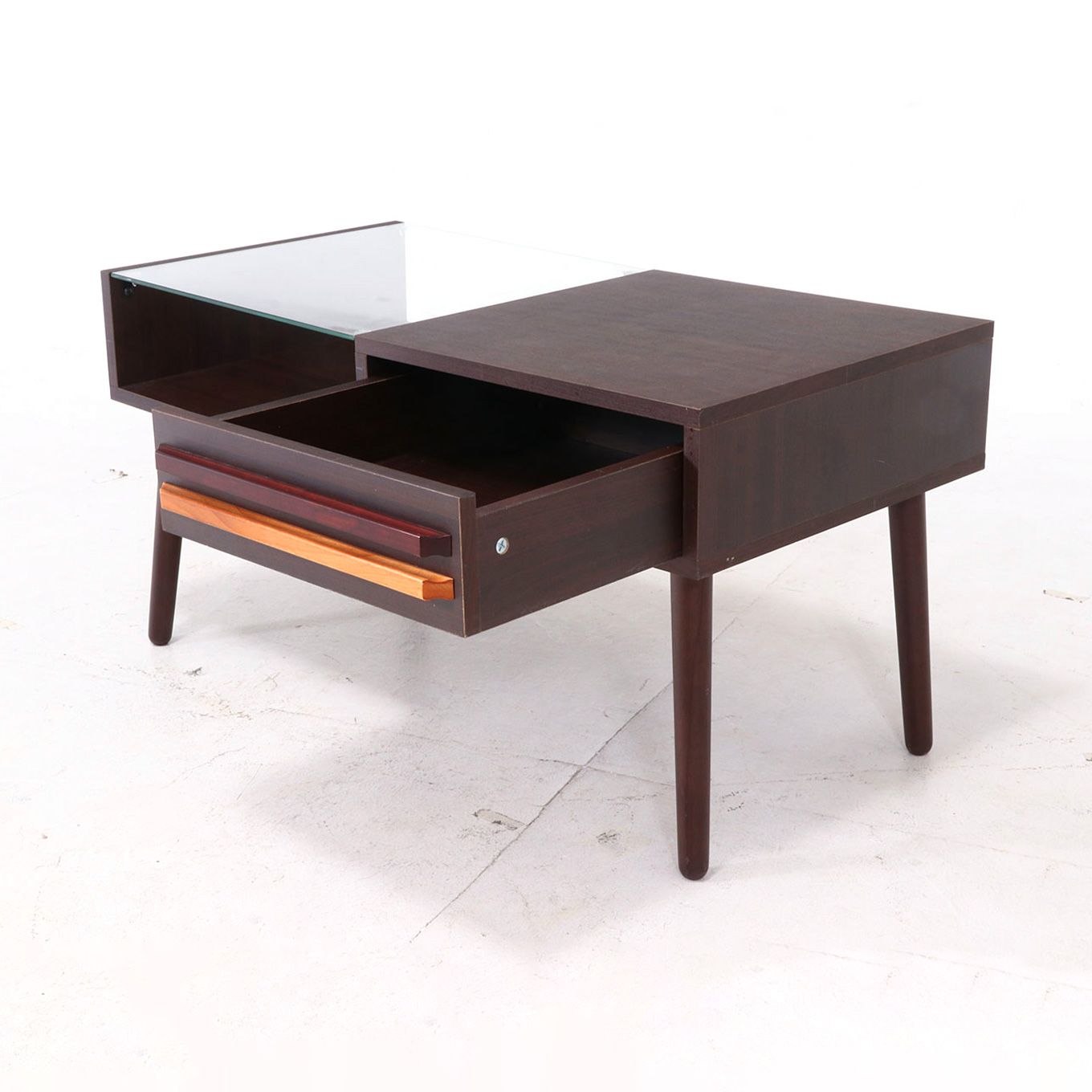 グリーン住宅ポイントガラス天板付き リビングテーブルイメージ