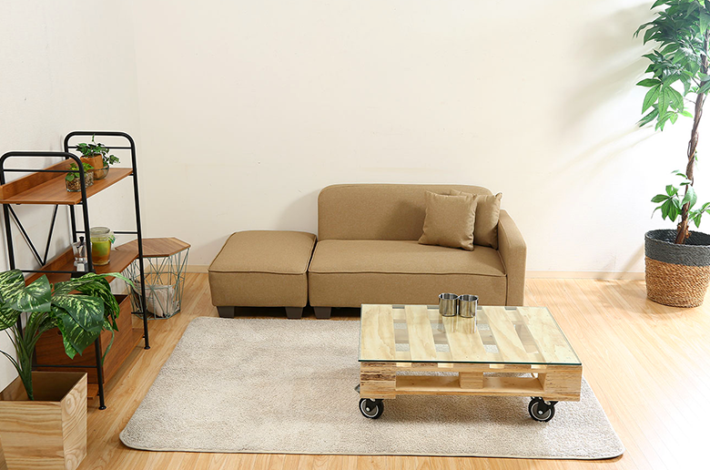 お部屋の広さに合わせて自由にレイアウト
ロータイプなので空間を広く見せてくれる