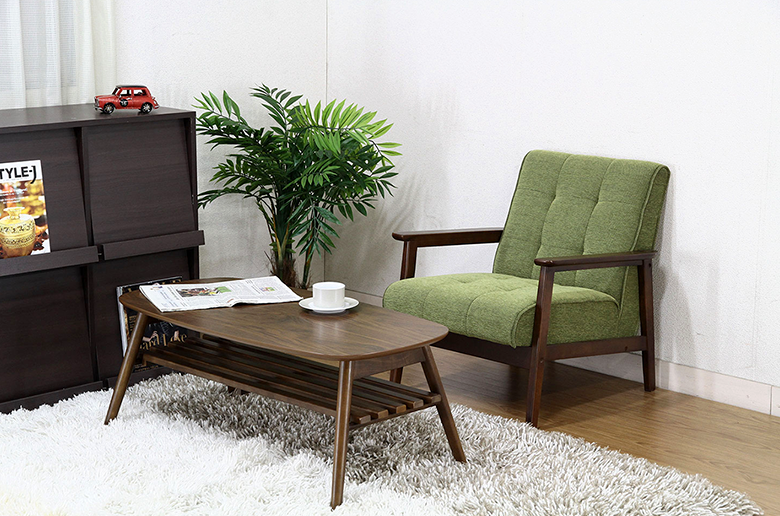 シックなグリーンカラーと天然木フレームが
お部屋の印象を一気にランクアップ