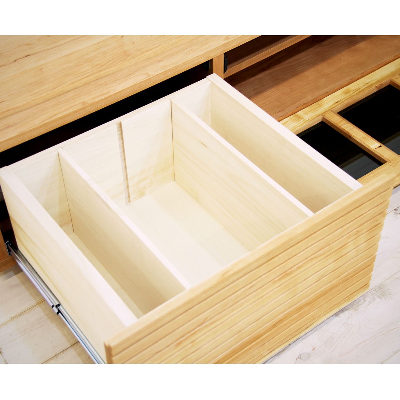 グリーン住宅ポイント無垢材 テレビボード 風雅 ローボード 幅1200(設置付き)イメージ