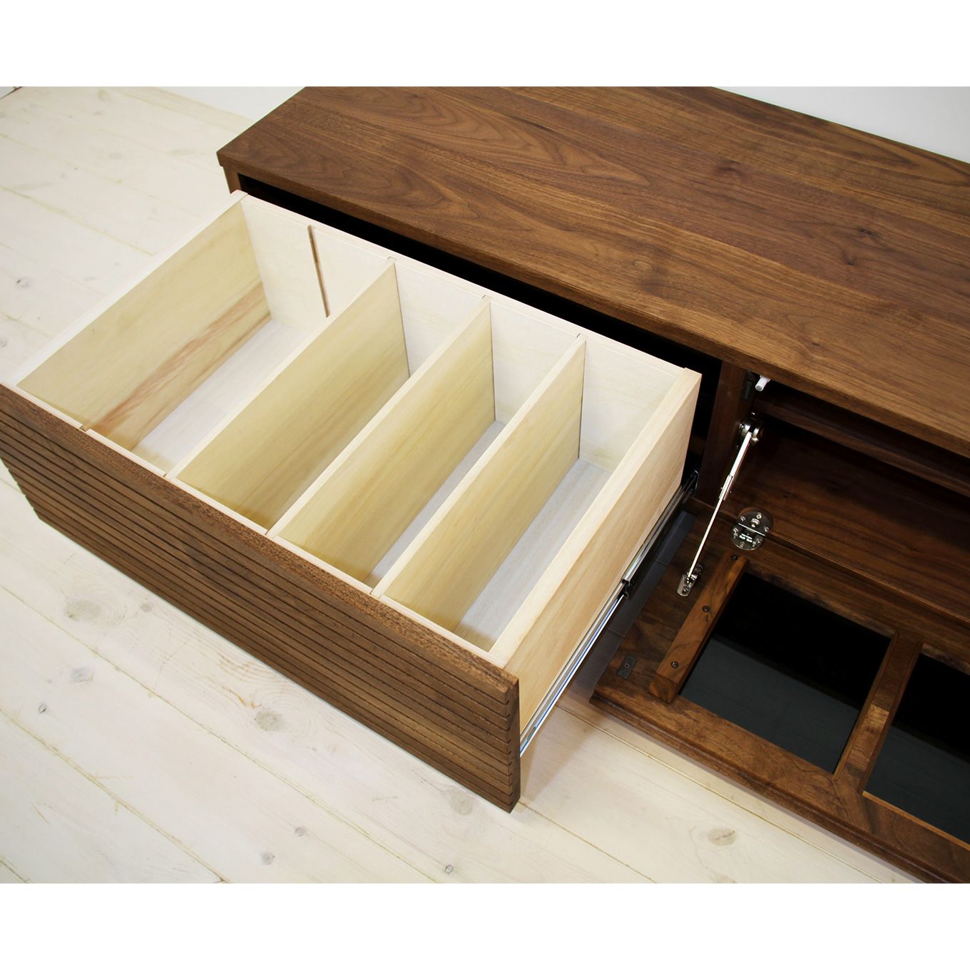 グリーン住宅ポイント無垢材 テレビボード 風雅 ローボード 幅2300(設置付き)イメージ