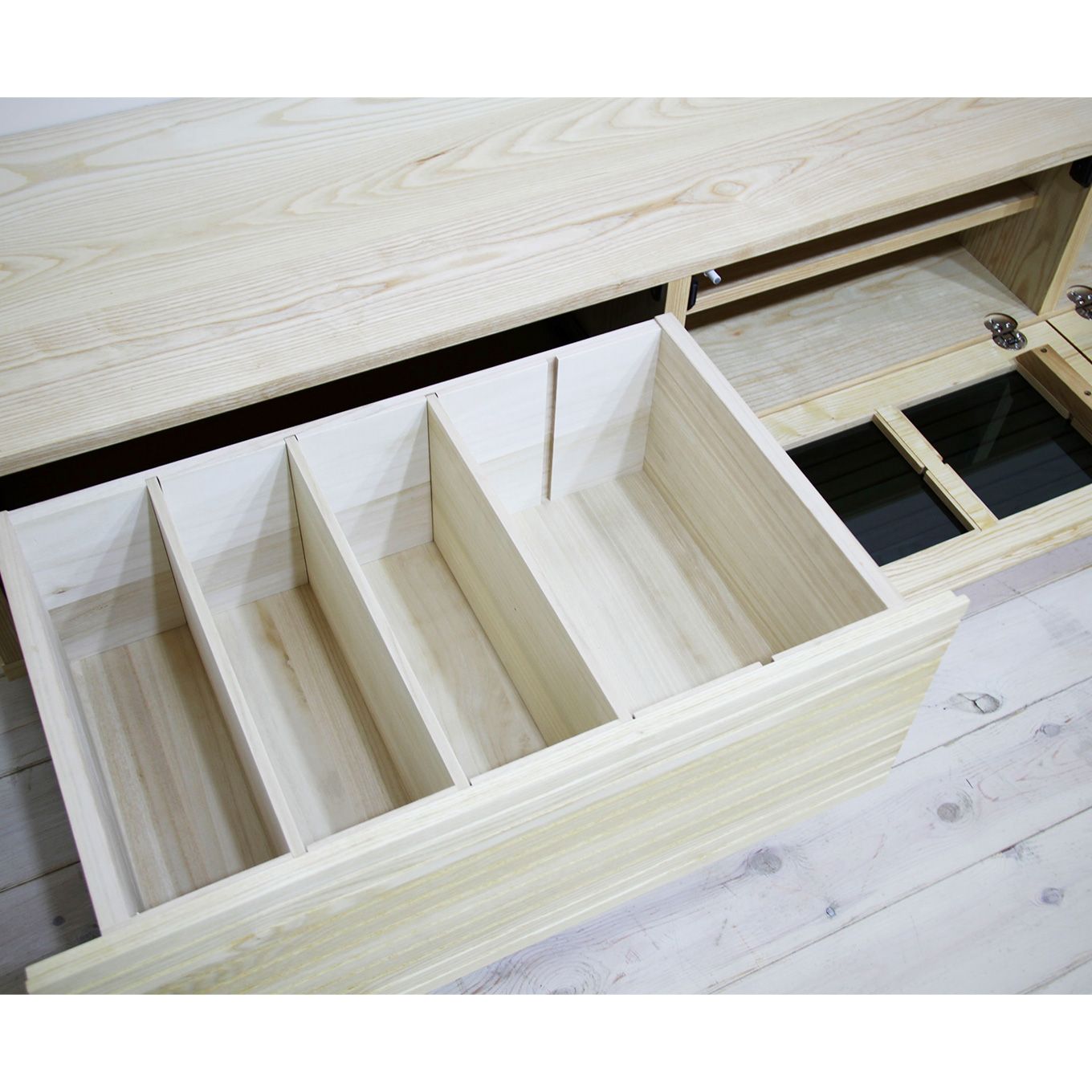 グリーン住宅ポイント無垢材 テレビボード 風雅 ローボード 幅2400(設置付き)イメージ