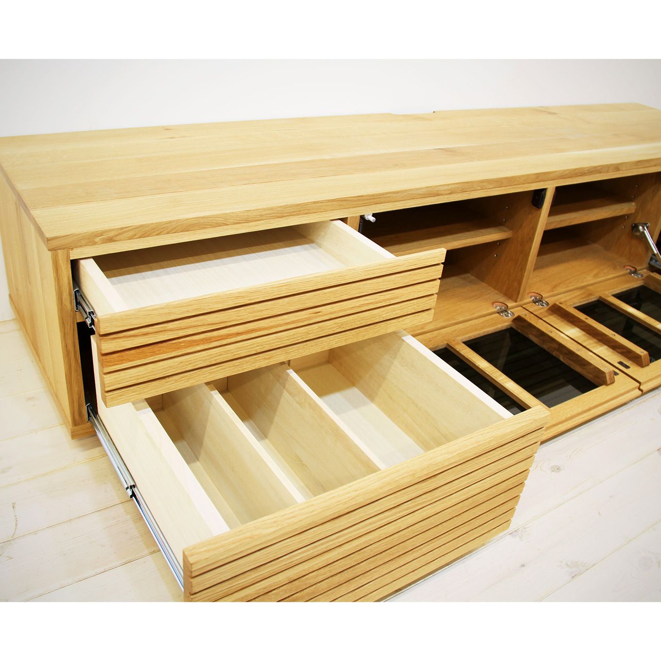 グリーン住宅ポイント無垢材 テレビボード ハイタイプ 風雅 type2 ローボード 幅2000(設置付き)イメージ