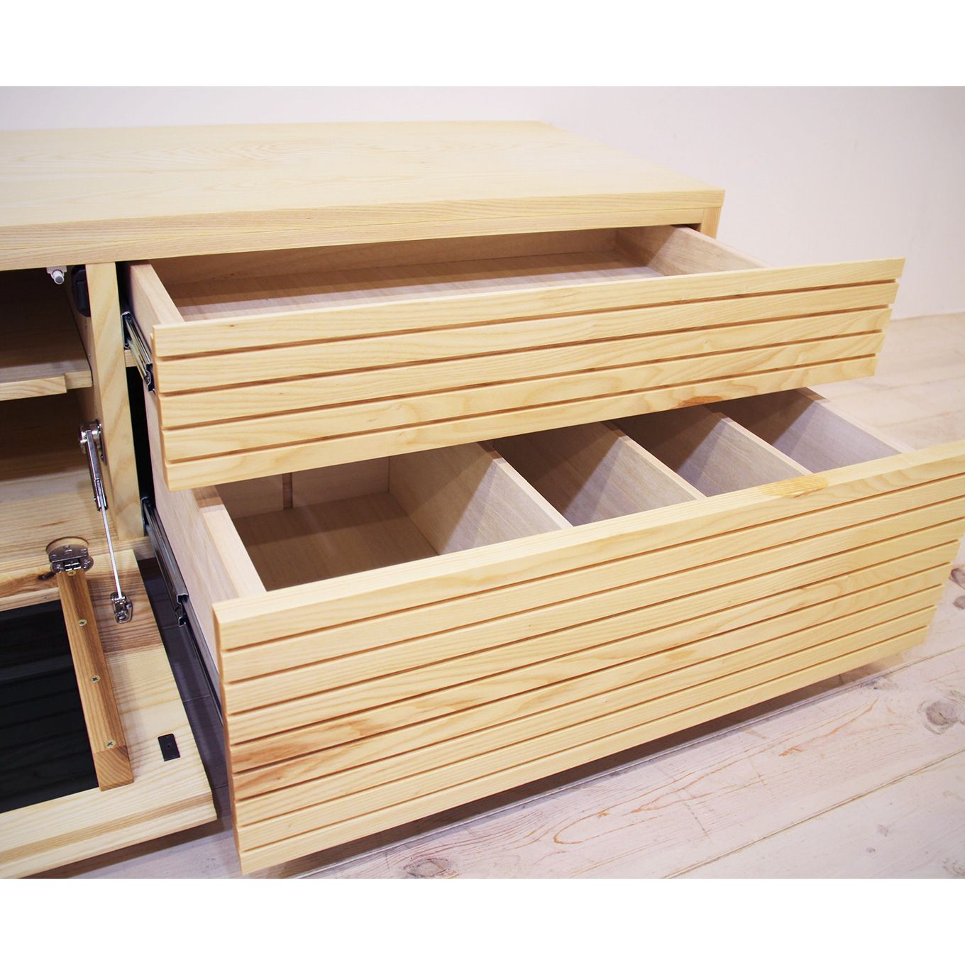 グリーン住宅ポイント無垢材 テレビボード ハイタイプ 風雅 type2 ローボード 幅2200(設置付き)イメージ