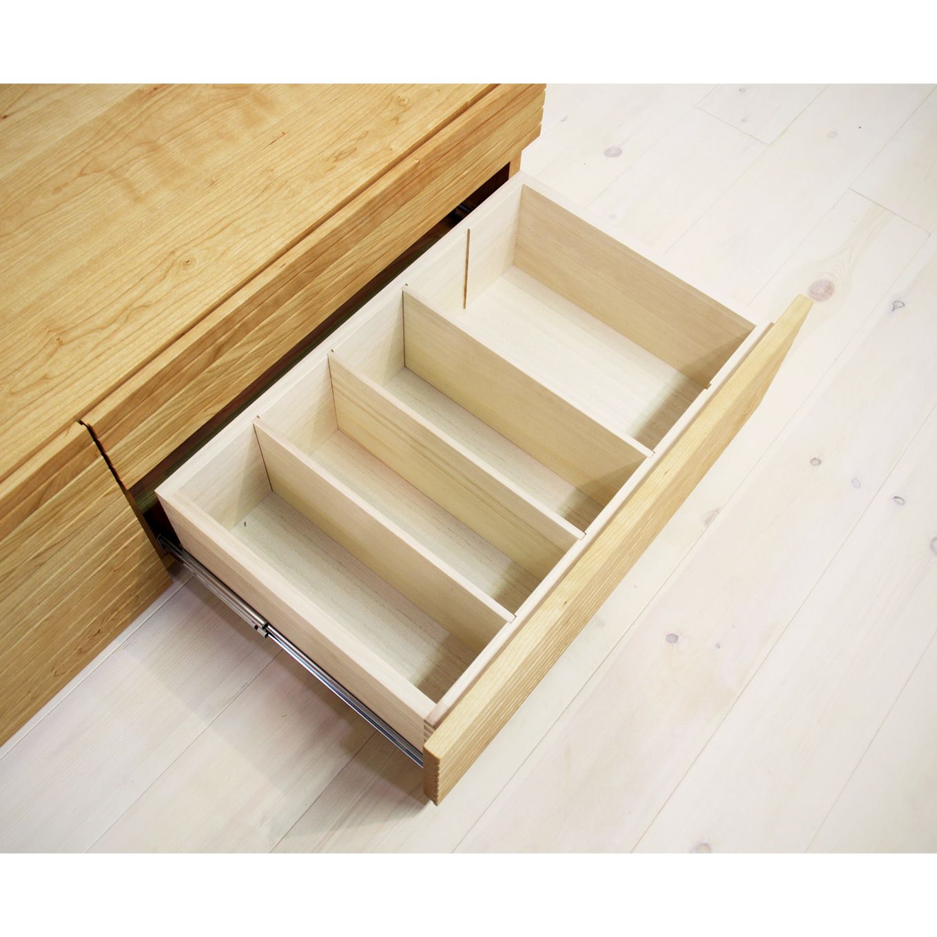 グリーン住宅ポイント無垢材 テレビボード ハイタイプ 風雅 type2 ローボード 幅2400(設置付き)イメージ