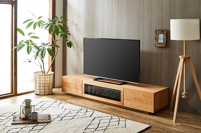 天然木・無垢材を活かした
シンプルなスタイル