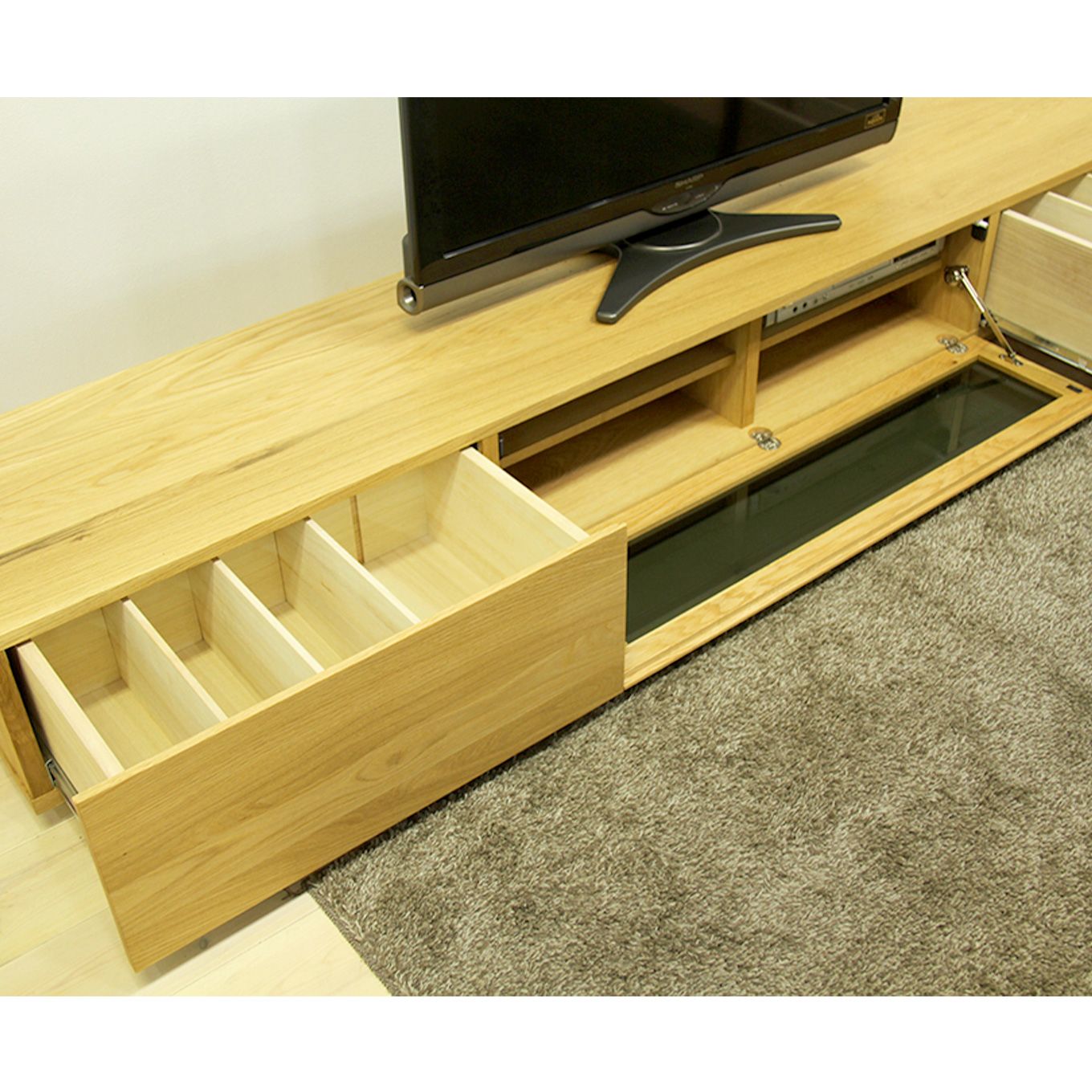 グリーン住宅ポイント無垢材 テレビボード 凛 ローボード 幅1800(設置付き)イメージ