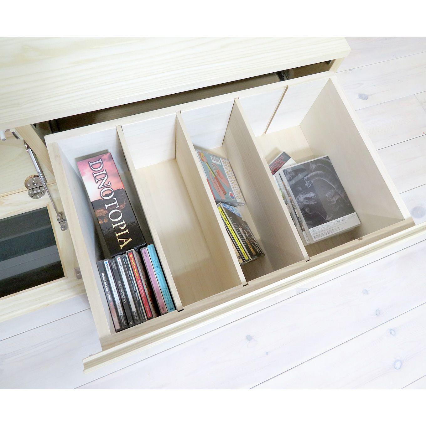 グリーン住宅ポイント無垢材 テレビボード 凛 ローボード 幅2400(設置付き)イメージ