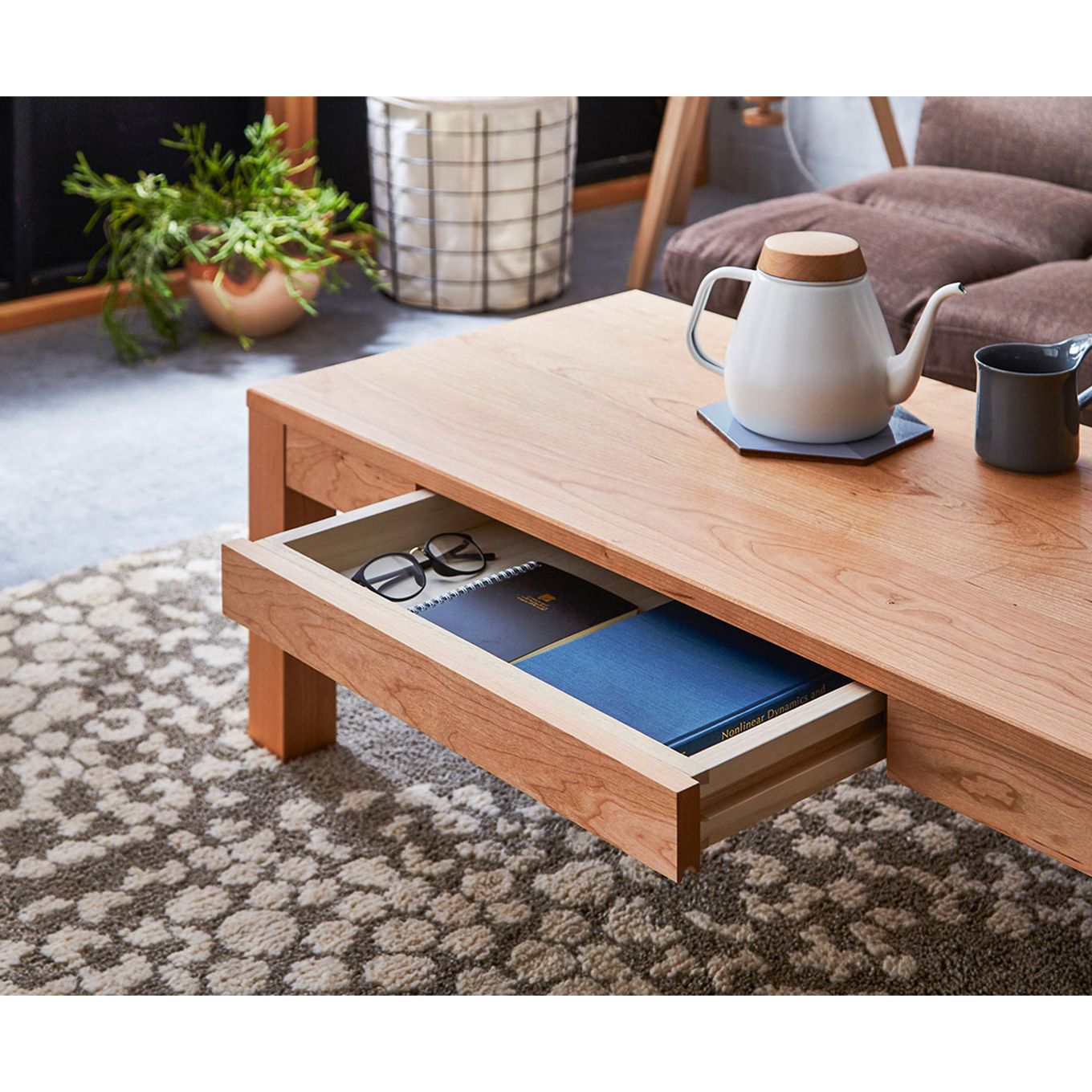 グリーン住宅ポイント無垢材 センターテーブル 凛 ローテーブル 引き出し付 幅1000(設置付き)イメージ