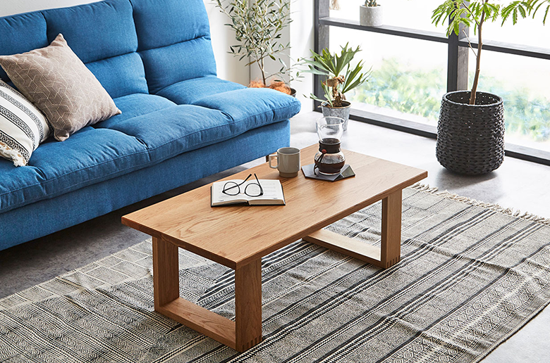 節を活かした"世界にひとつだけ"
木の存在感をそのまま活かした
シンプルなスタイル