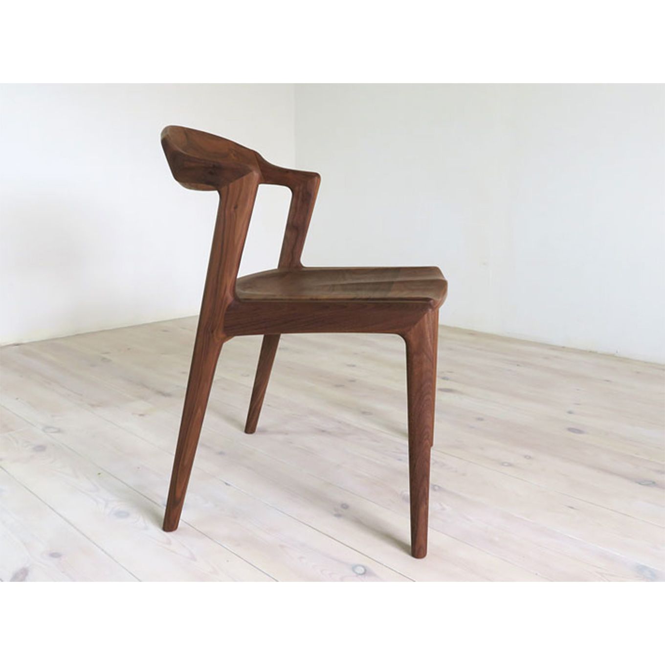 グリーン住宅ポイント無垢材 チェア ダイニングチェア 肘置き無(設置付き)イメージ