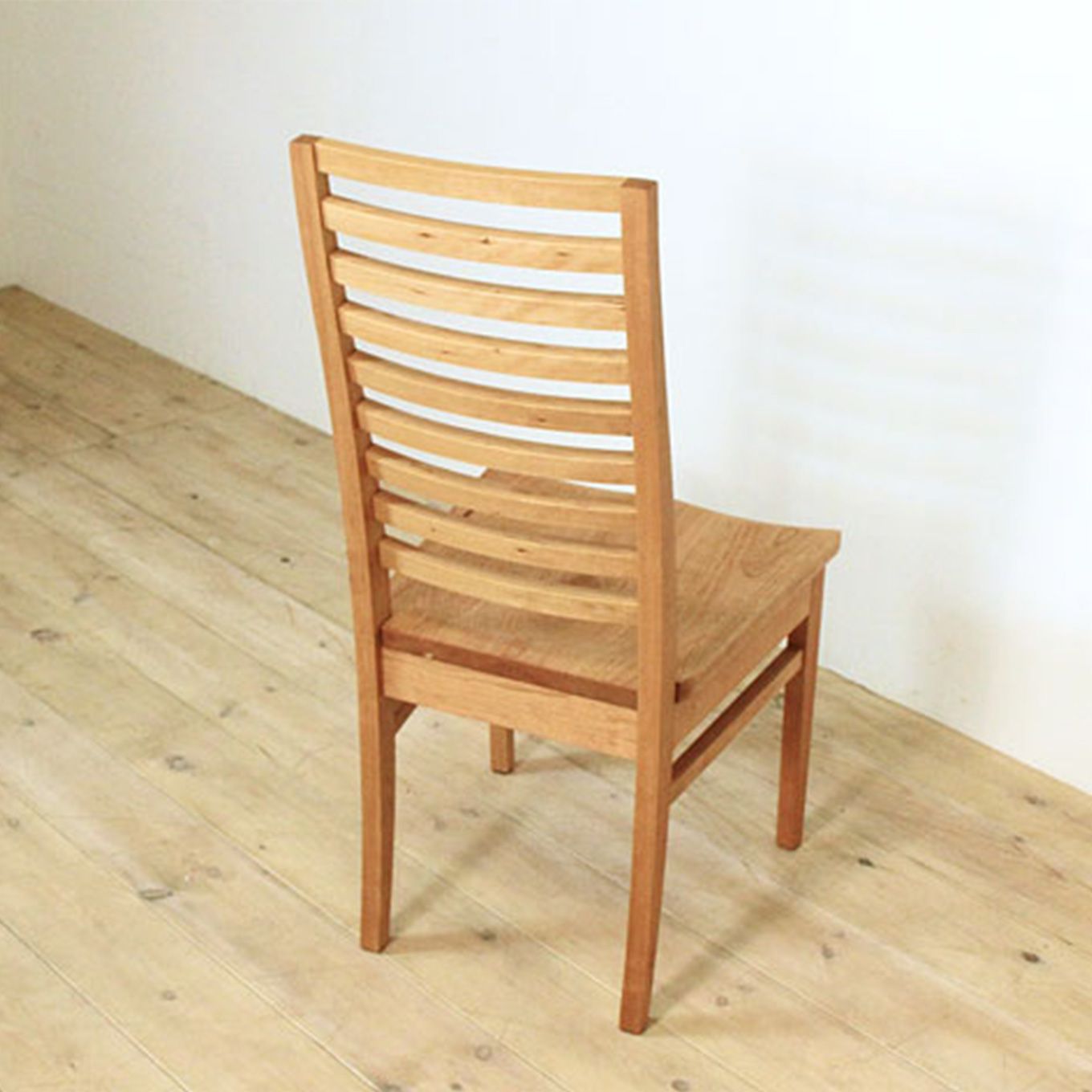 グリーン住宅ポイント無垢材 チェア ダイニングチェア 凛 ハイバック(設置付き)イメージ