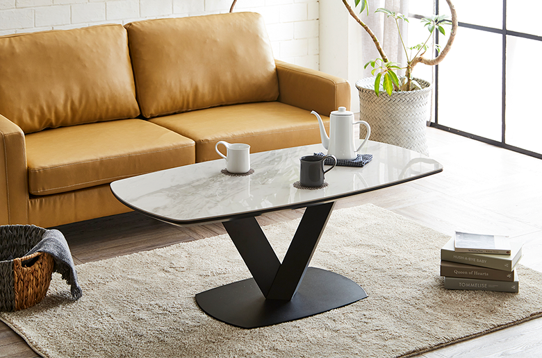 トレンドの大理石柄で高級感のあるデザイン
料理も上品に映える