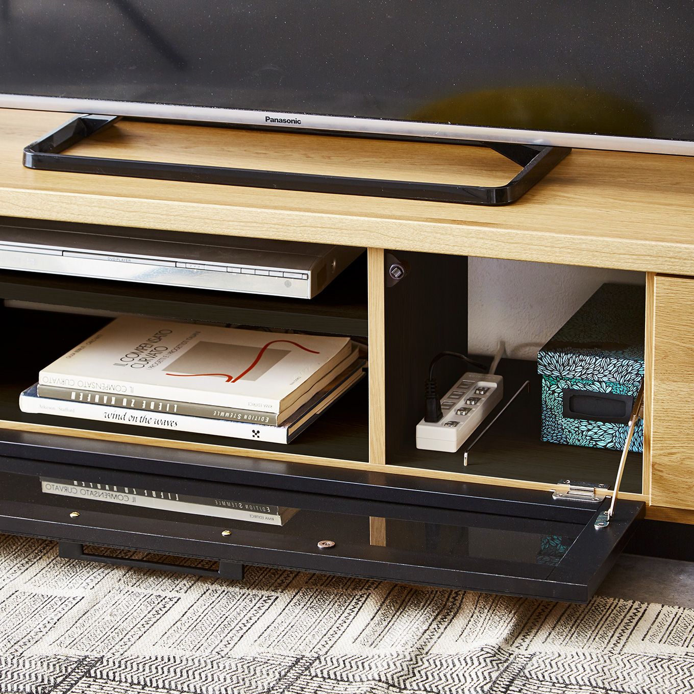 グリーン住宅ポイントシンプル 強化ガラス テレビボード 幅150(設置・組立て付き)イメージ