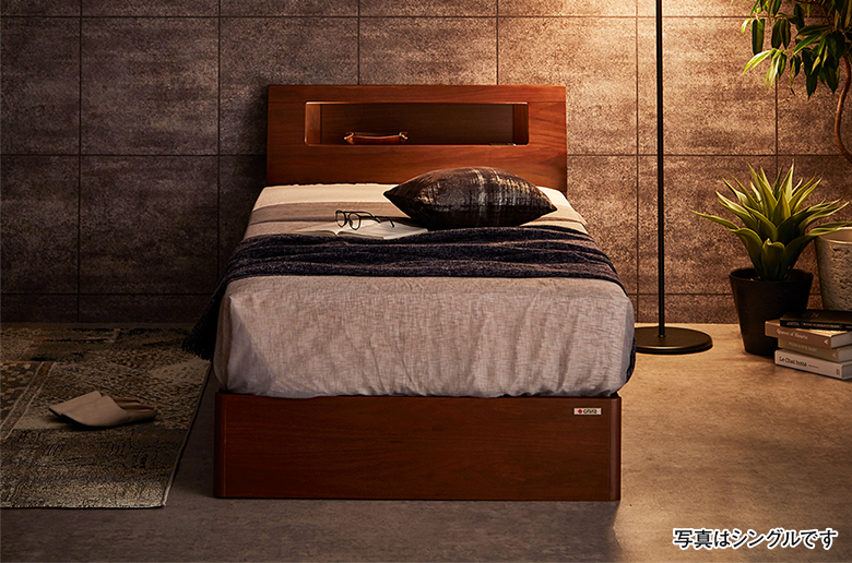 国産ポケットコイルマットレス付
フルオープンの引出しや
コンセント付きで便利!