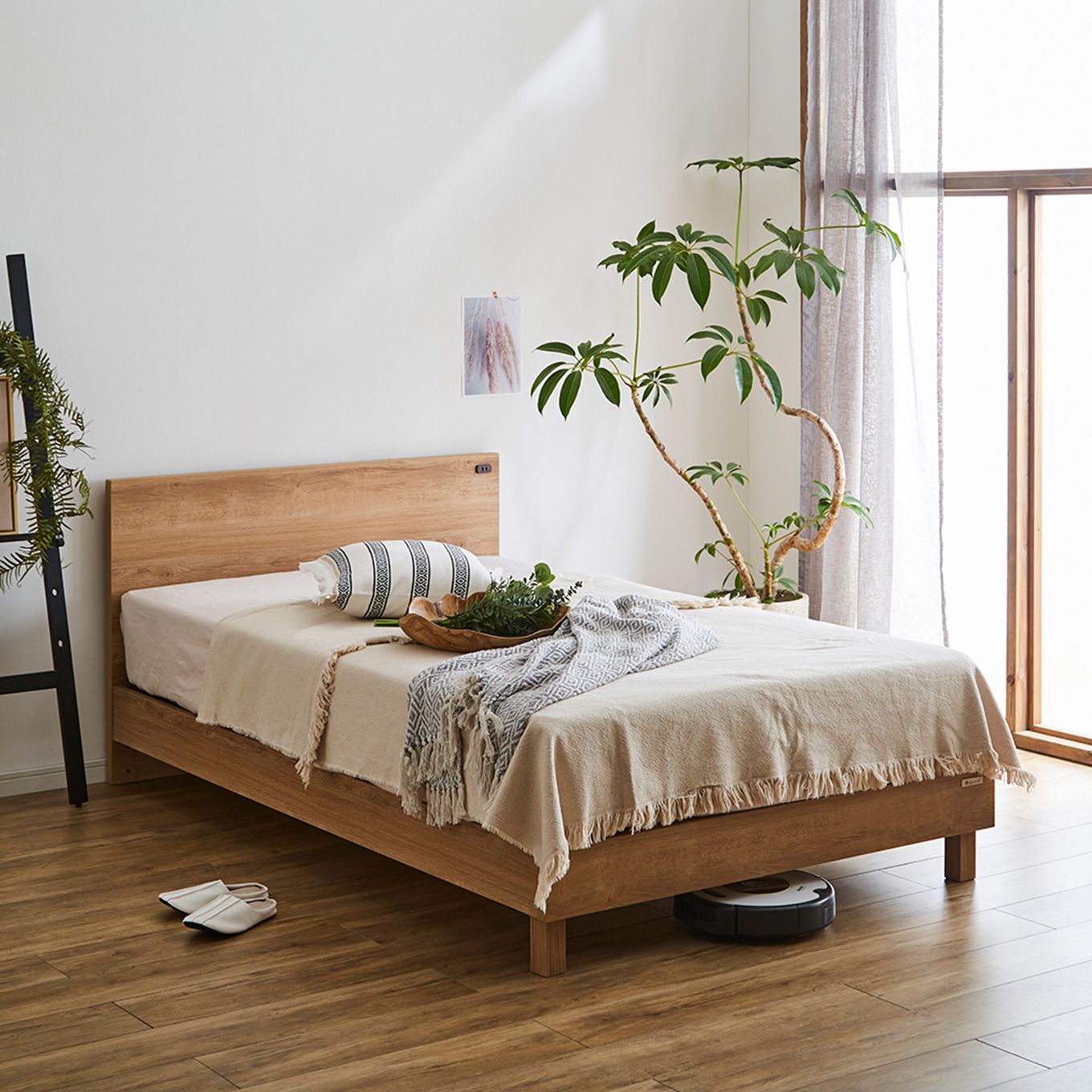 グリーン住宅ポイントセミダブル 5色展開 ベッドフレーム(設置・組立て付き)イメージ