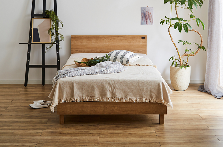 国産ポケットコイルマットレス付
脚を外してロータイプでも使える
シンプルなベッドフレーム