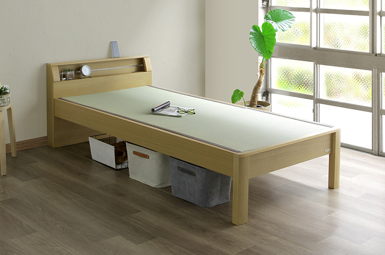 高温多湿の日本の気候にピッタリ!
空気浄化の効果がある い草を使用