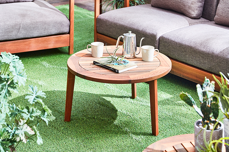 普段使いにちょうどいいコンパクトサイズ
耐久性・耐水性に優れたアピトン材を使用