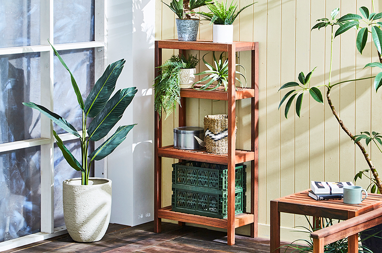 プランター台や庭回りの小物収納
屋内でのフリーラックとしても