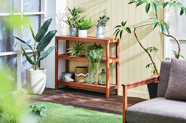 プランター台や庭回りの小物収納
屋内でのフリーラックとしても