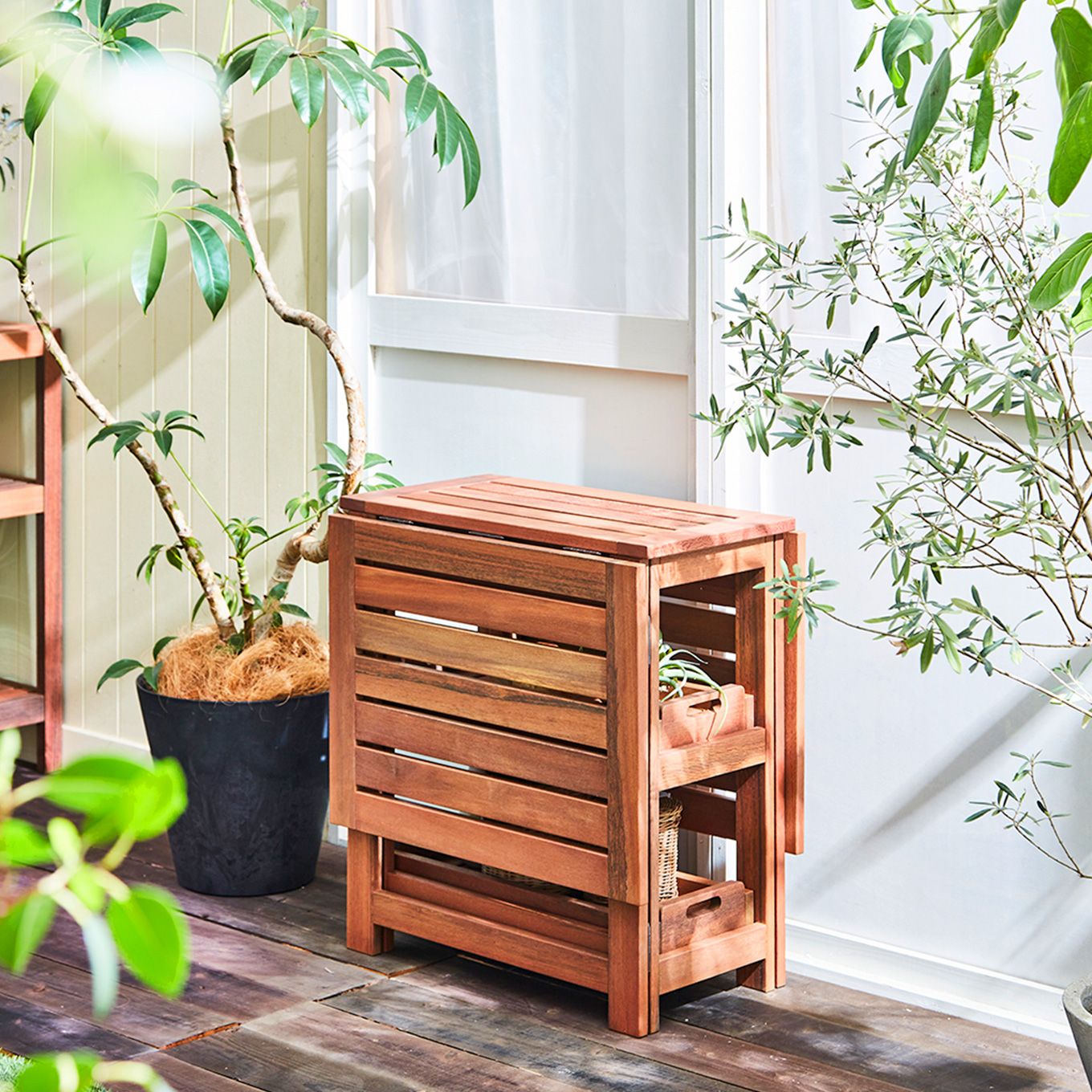 グリーン住宅ポイント無垢材 バタフライテーブル アウトドア家具イメージ