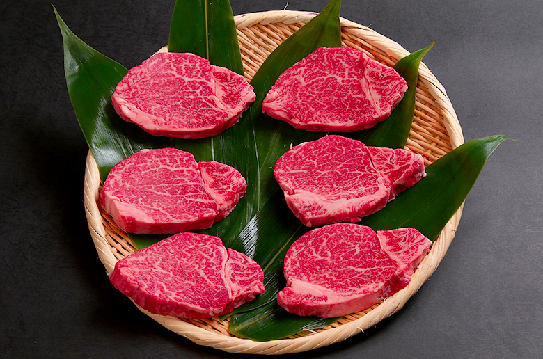 広大な北の大地で肥育された
希少部位・シャトーブリアンを贅沢にご自宅で