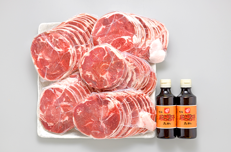 昔ながらのラムロールジンギスカン
お好みの野菜とたれをつけてお召上がりください