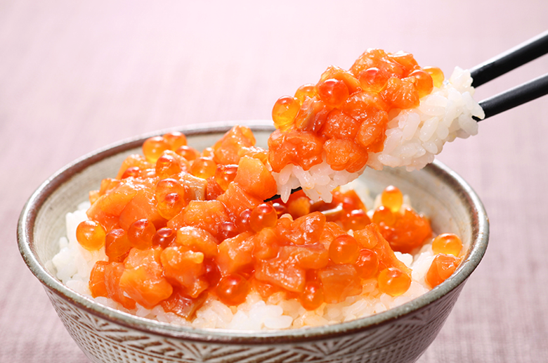 いくらのプチッとした食感と
ルイベの調和が絶妙な一品