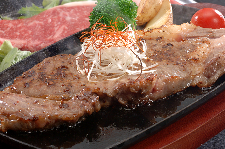 「世界のブランド」としてその名を馳せた
お肉の柔らかさと風味をご堪能ください