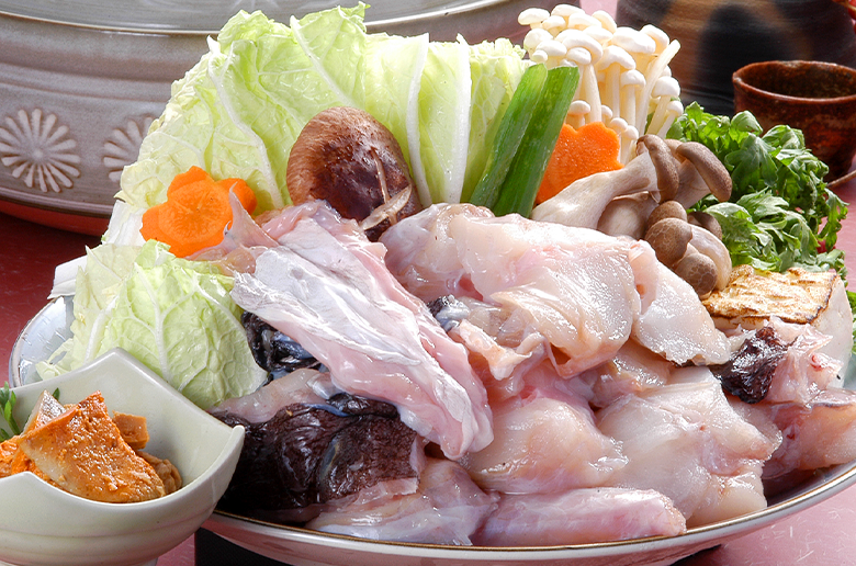 あんこう水揚げ日本一を誇る下関市から届く
冬の鍋の代名詞「あんこう鍋」をご堪能下さい